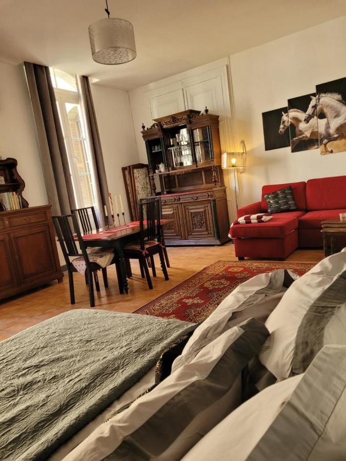Studio Sequoia Au Pied Du Chateau 쏘뮤흐 외부 사진